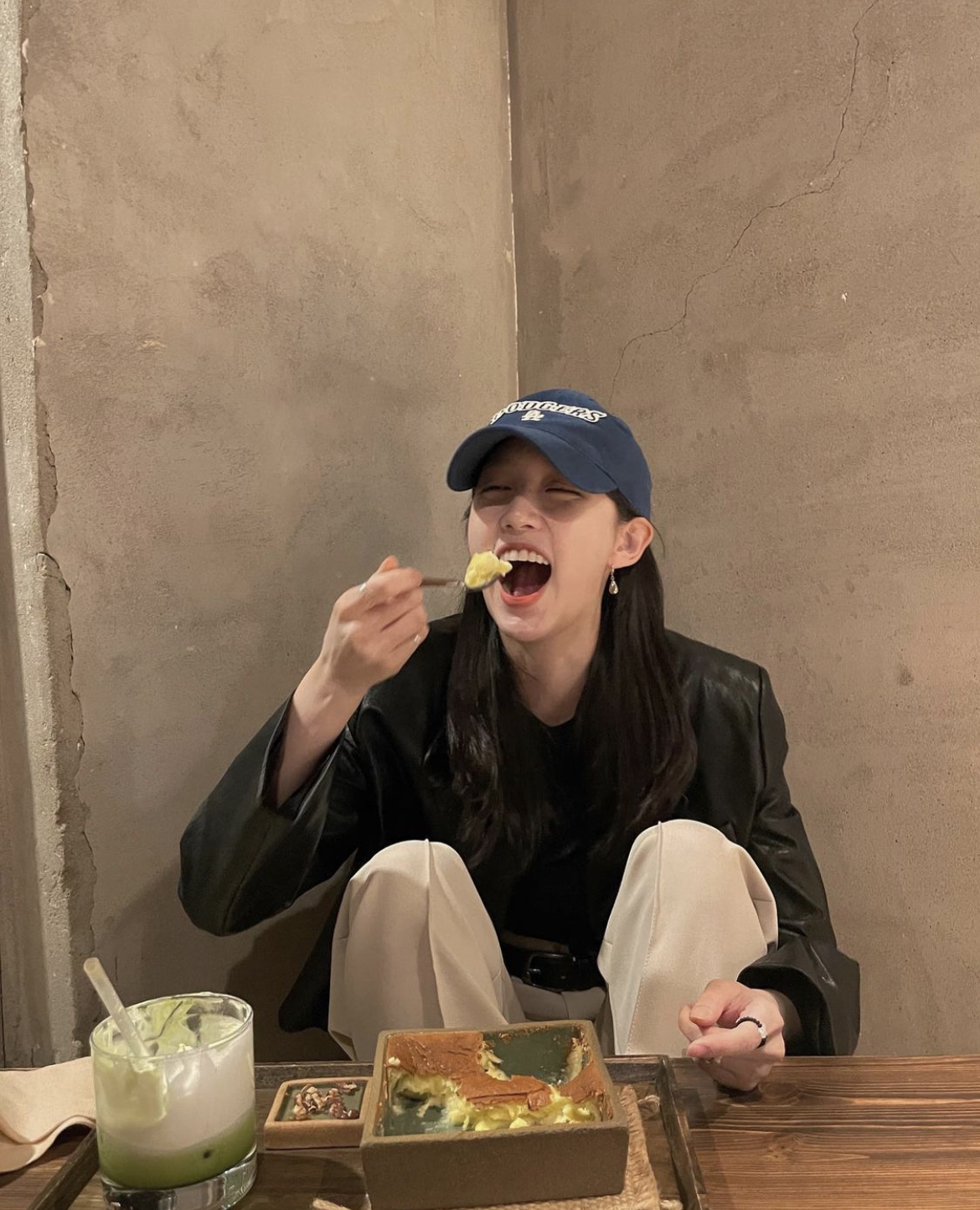 [잡담] 성형했냐는 말이 절대 나올 수 없는 아이돌… | 인스티즈