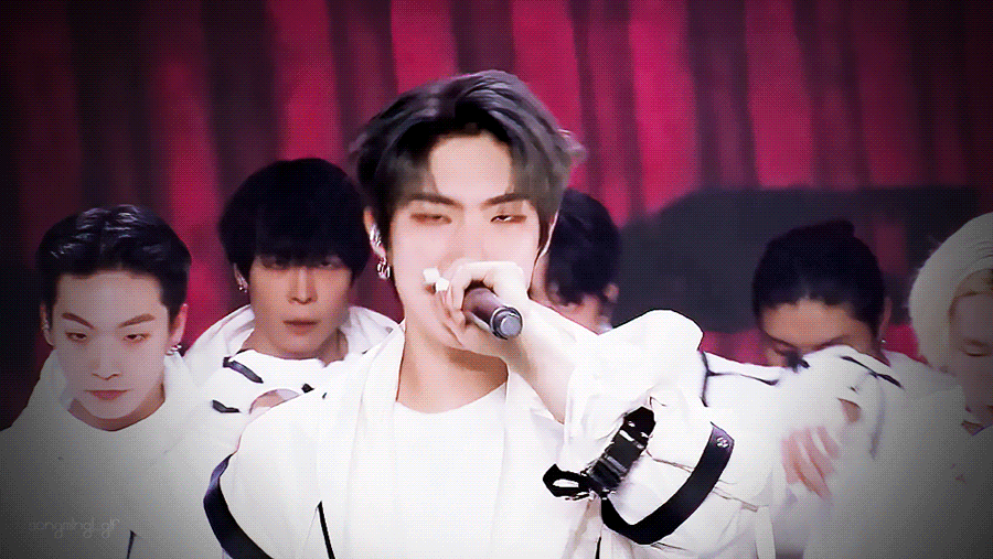 [잡담] 이 건장한 남성이 병아리라는 게 | 인스티즈