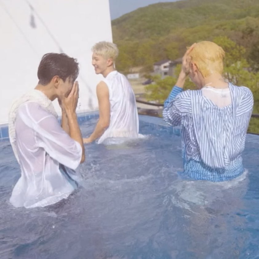 [잡담] 세븐틴 떡밥 다 밀려서 뭐 뜬지 모르는데 몇 개 짤만 보니까 넘 이뻐 | 인스티즈