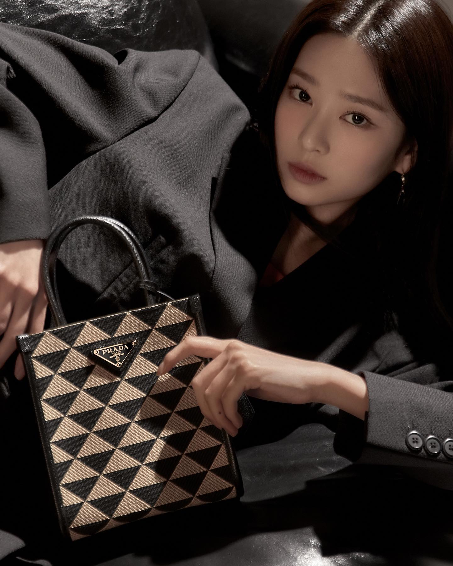 [잡담] 김민주 키 논란나는 이유가 알거같아... | 인스티즈