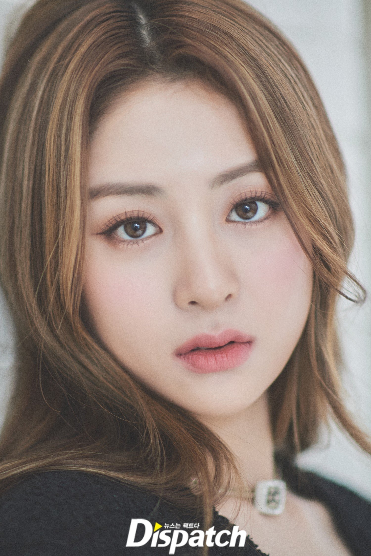 [잡담] 허윤진 얼굴이 일본 미녀상이야???? | 인스티즈