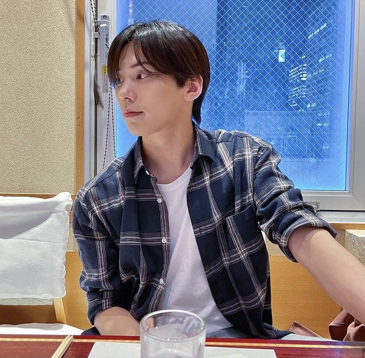 [잡담] 라키는 진짜 콧대가 보물인 듯 | 인스티즈