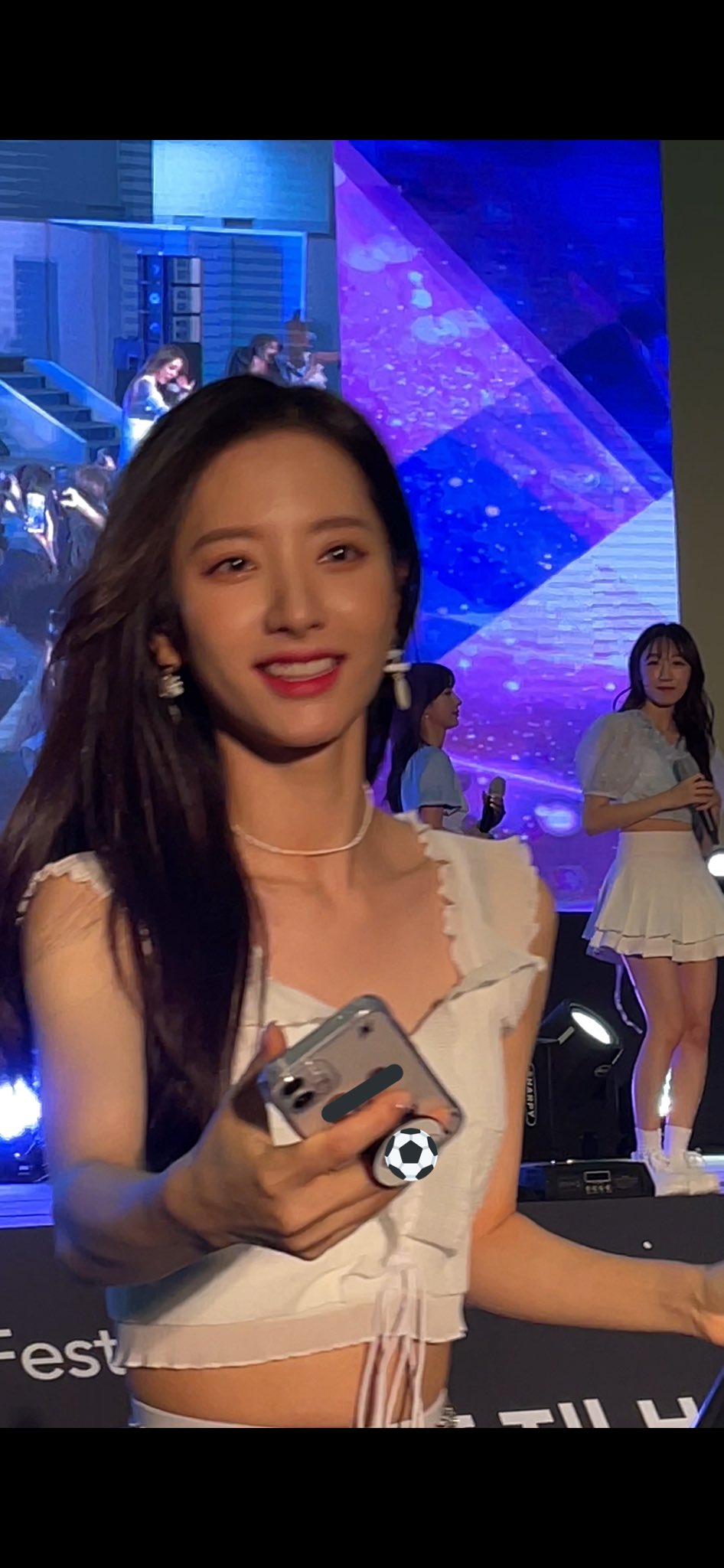 [잡담] 오늘 보나 진짜 예쁘다.. | 인스티즈