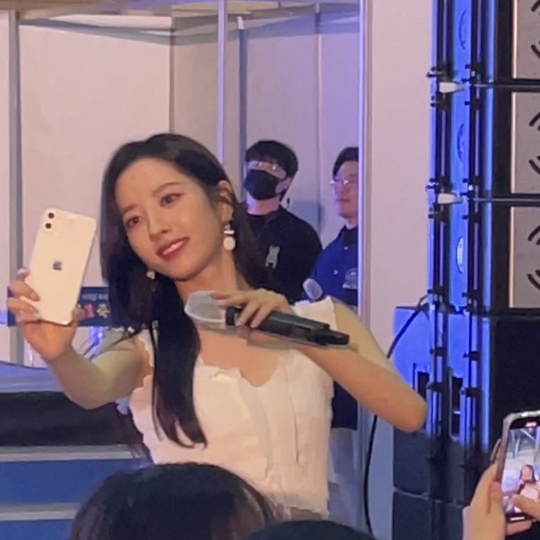 [잡담] 오늘 보나 진짜 예쁘다.. | 인스티즈