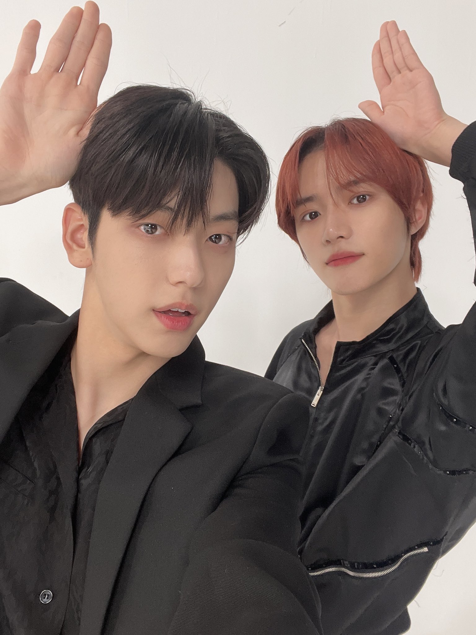 [잡담] 하 오늘 투바투 단체셀카랑 수빈이랑 유닛셀카 다 모았다... | 인스티즈