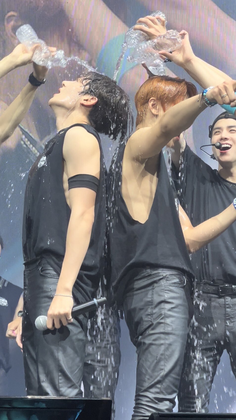 [잡담] 더보이즈 여름콘 좋은거네 ..... | 인스티즈