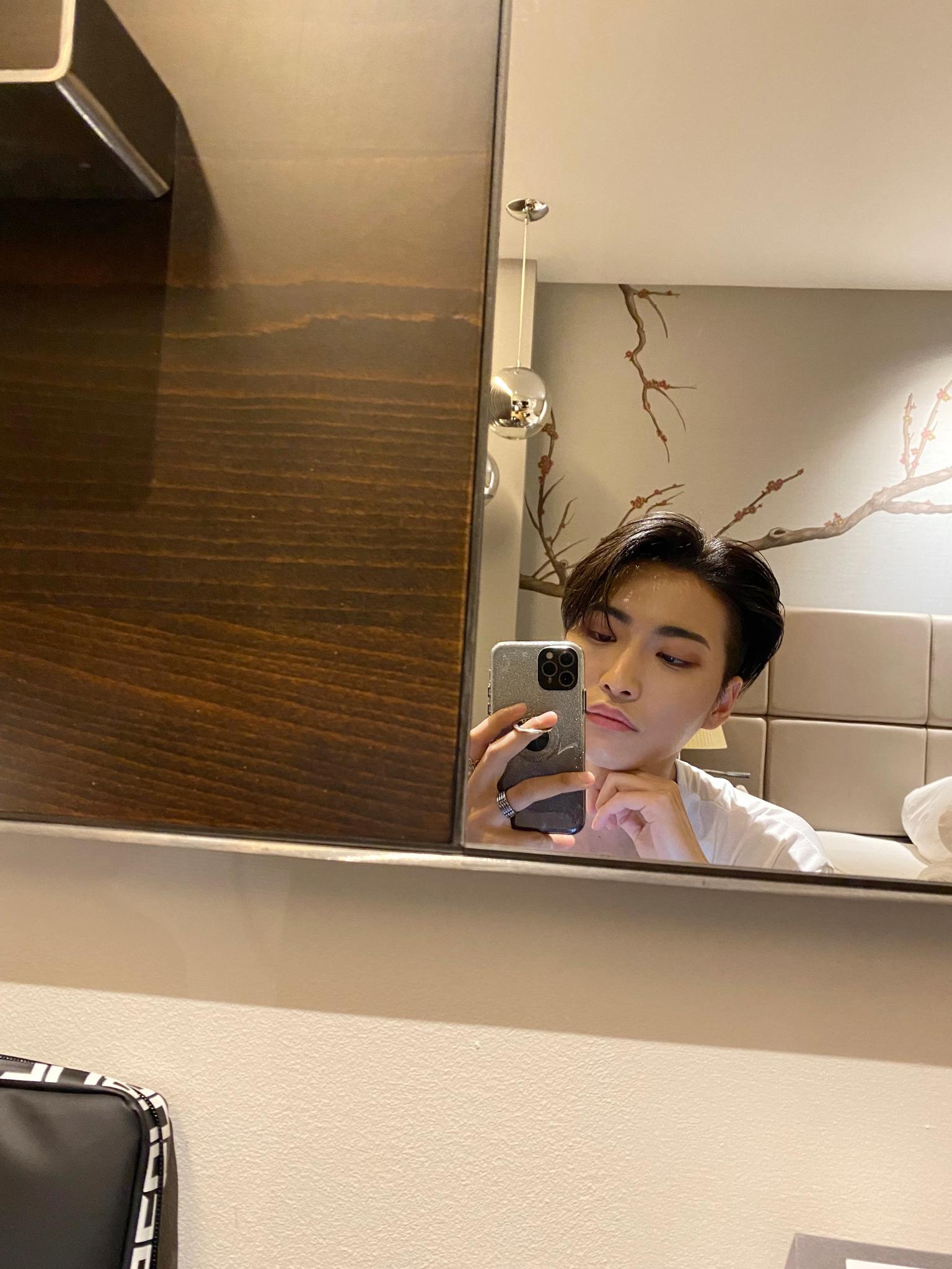 [잡담] 폰케이스 진짜 본인스러움 | 인스티즈