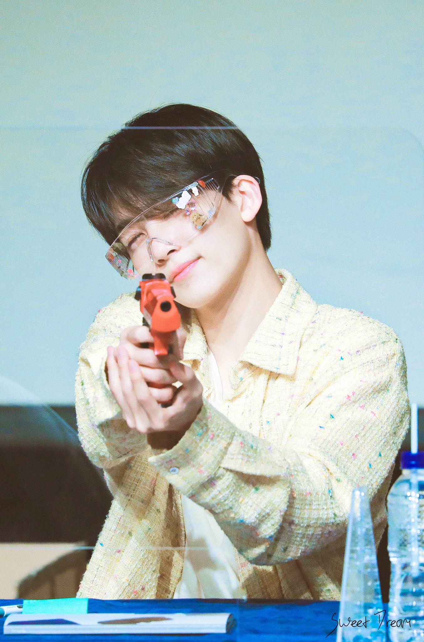 [잡담] 윤정한 군면제 시켜야하는 이유 | 인스티즈