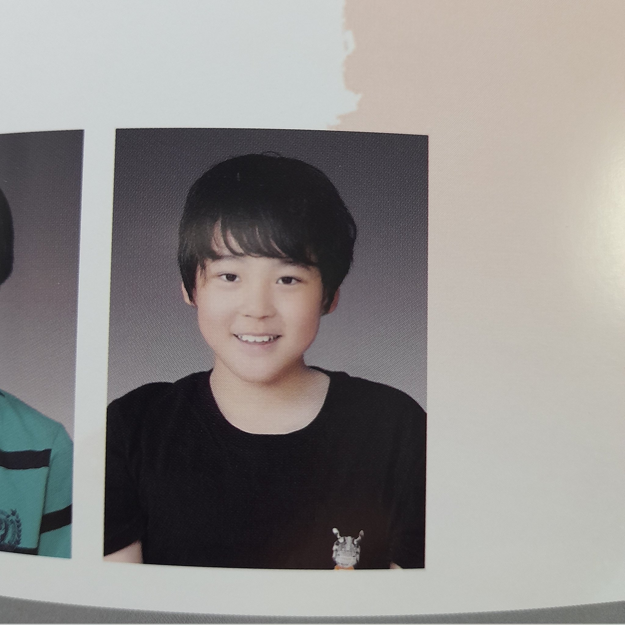 [잡담] 에이티즈 윤호 초중고 졸사 | 인스티즈