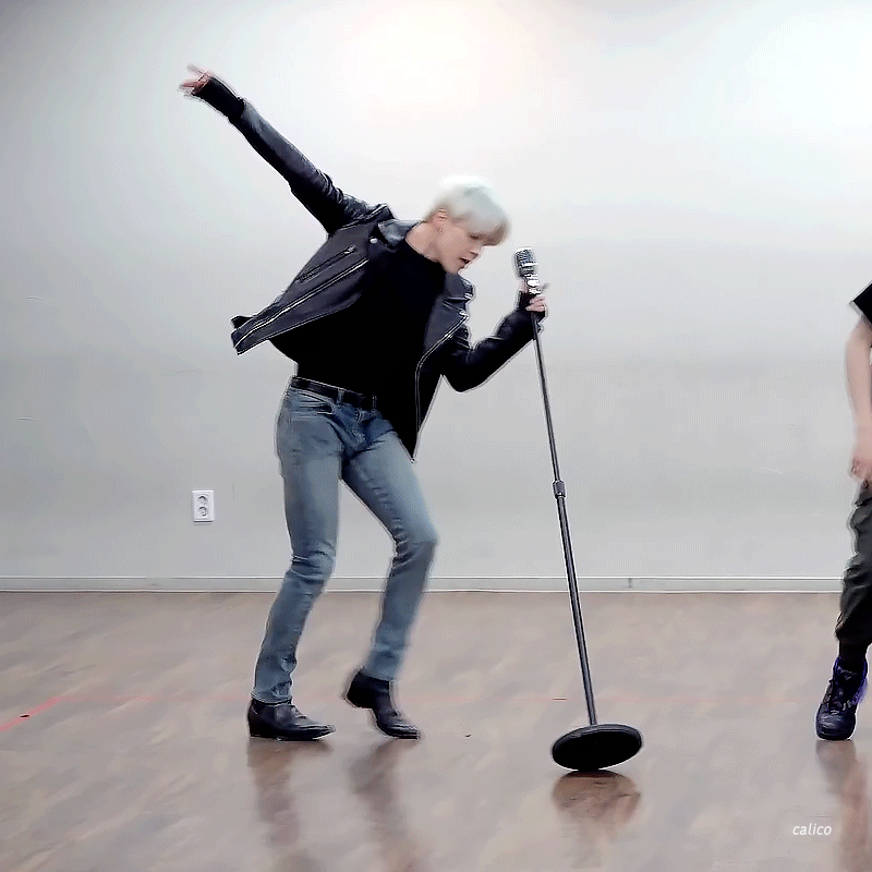 [잡담] 방탄 지민 춤선 몸선 다 미쳤음 걍 | 인스티즈