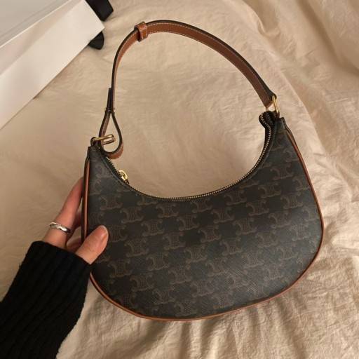 🤷‍♀️동생 대학 졸업선물 사주려고 하는데 뭐가 더 나아??!!🤷‍♀️ | 인스티즈