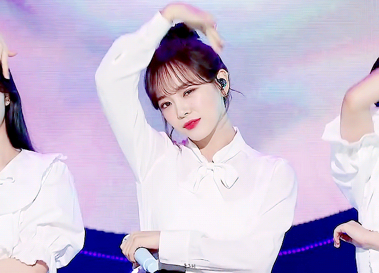 [잡담] 세정이가 일본에서 고전미 느껴지는 미인 스타일이래? | 인스티즈