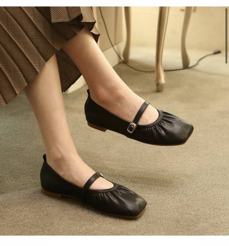 이 신발 살말 봐주라 | 인스티즈