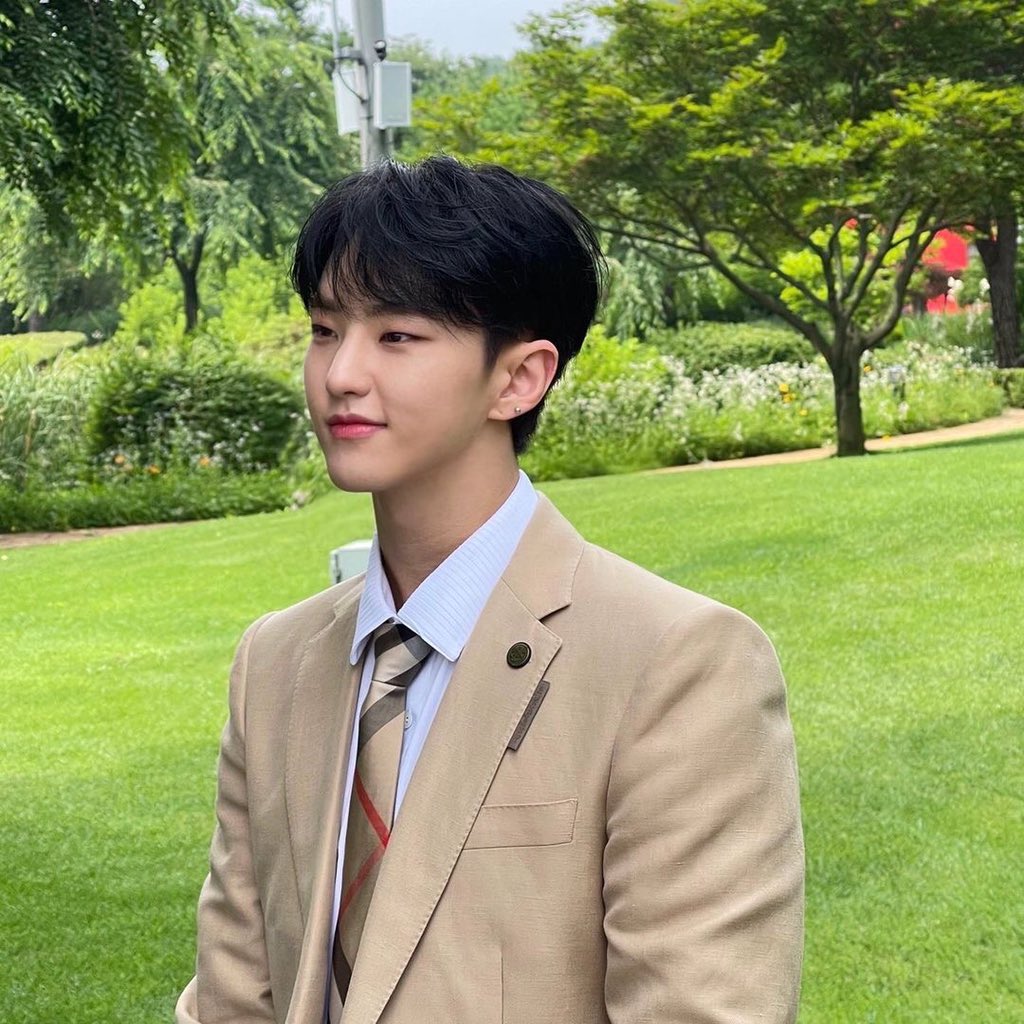 [잡담] 18분 뒤 세계최고 호랑이 생일 | 인스티즈