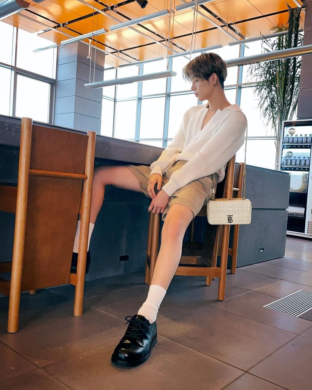 [잡담] 투바투 연준씨 일어난 모습도 보고싶어요.......... | 인스티즈