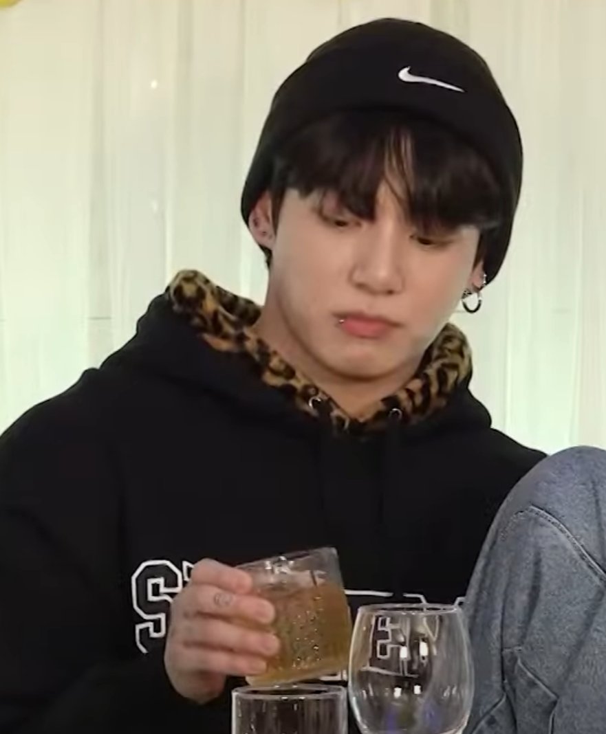 [잡담] 방탄 뷔 왜 술 안 취했는지 알겠다ㅋㅋㅋㅋㅋ | 인스티즈