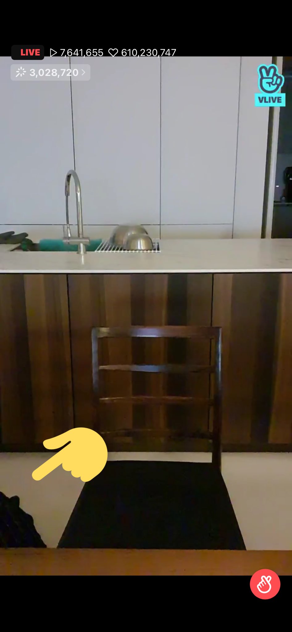 [잡담] 화장실간거?ㄴㄴ노래하다 엎어짐 강쥐 | 인스티즈