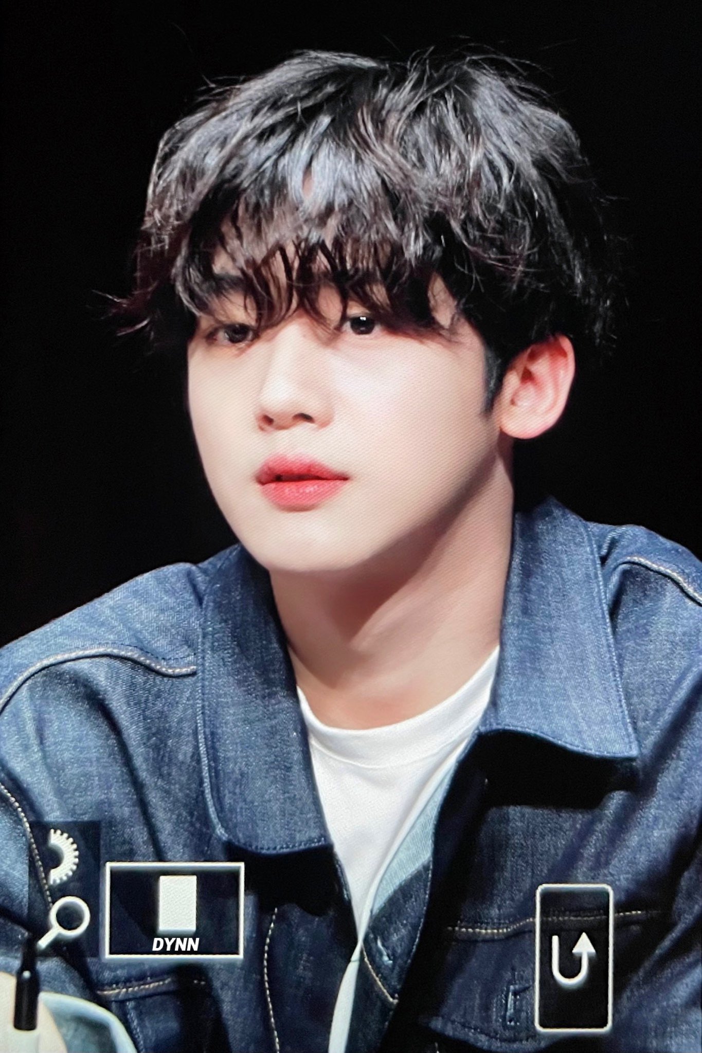 [잡담] 청순하고 처연해 보이는 볶머한 김요한 | 인스티즈