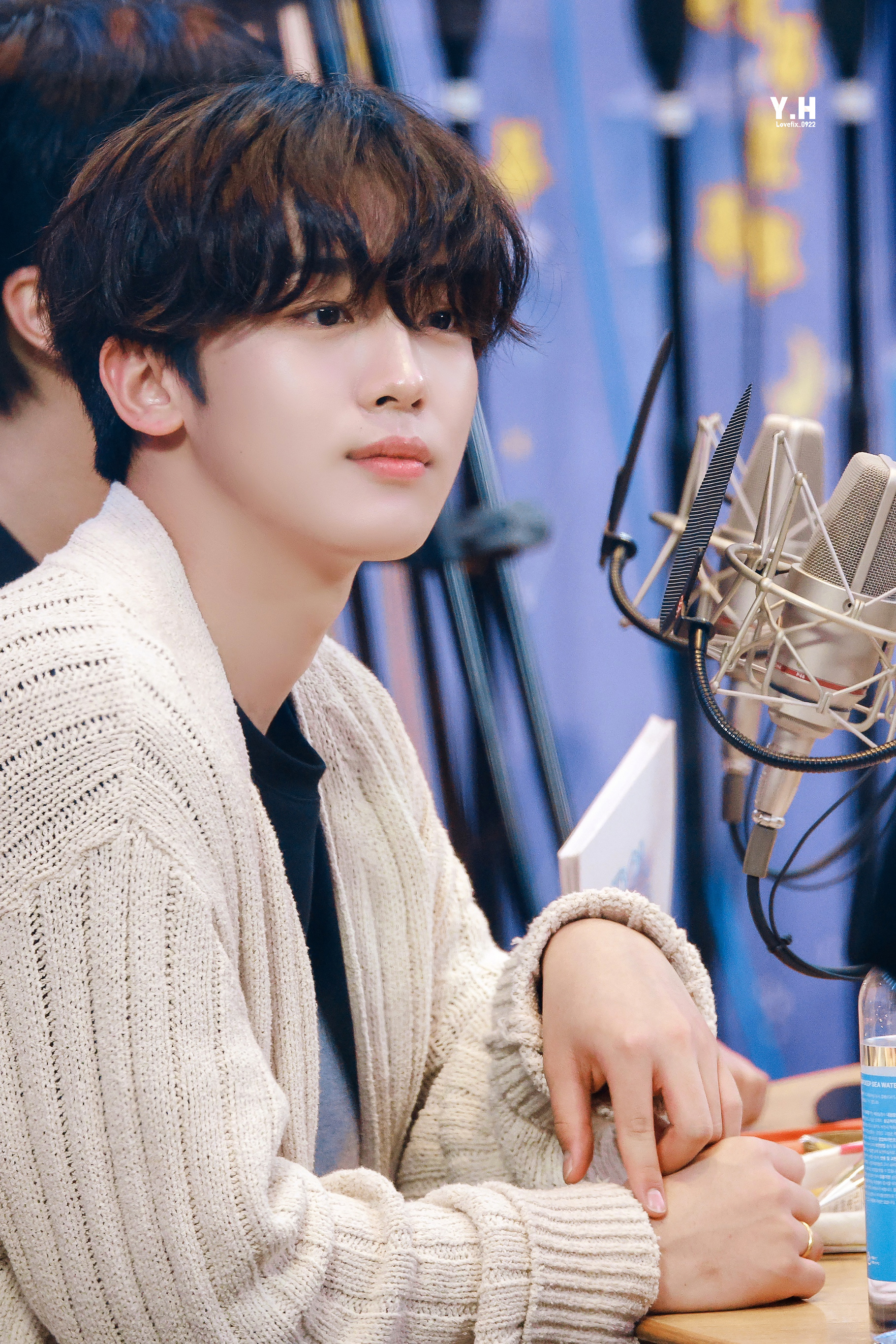 [잡담] 청순하고 처연해 보이는 볶머한 김요한 | 인스티즈