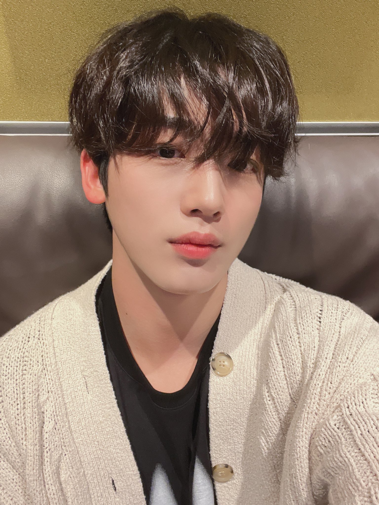 [잡담] 청순하고 처연해 보이는 볶머한 김요한 | 인스티즈