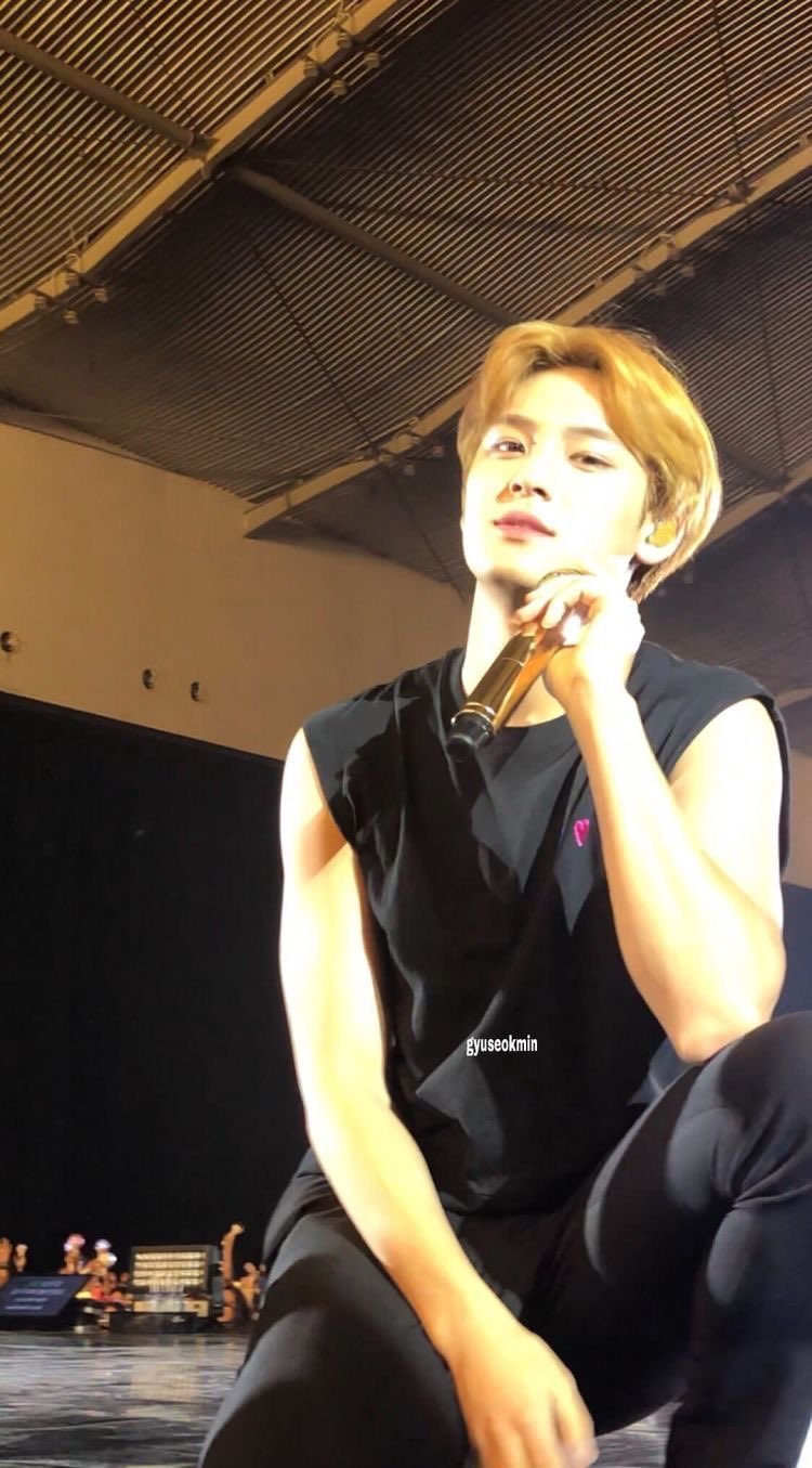 [잡담] 세븐틴 민규 폰카 이거 레전드넹.. | 인스티즈