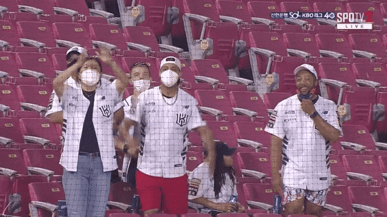 오늘자 야구 중계에 찍힌 인성갑 대한외국인 | 인스티즈