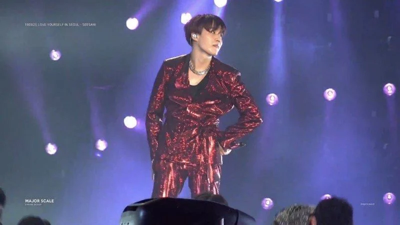 [잡담] 아니 이런글에서 봤는데 이 사진 진짜 제이홉같닼ㅋㅋㅋㅋㅌㅌ | 인스티즈