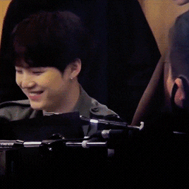 [잡담] 방탄 슈가 어떻게 사람이 어피치.. | 인스티즈