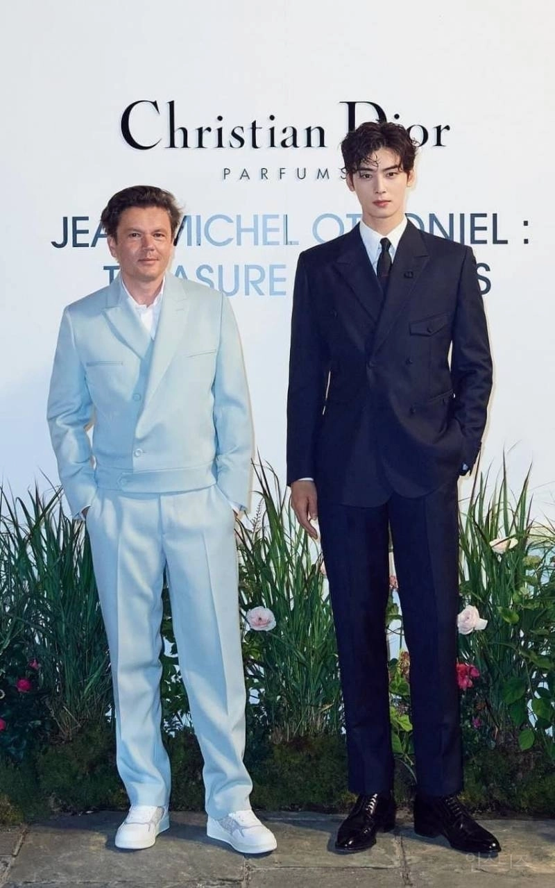 [잡담] 타돌 사진 저장 안하는데 방금 저장한 사진.. | 인스티즈