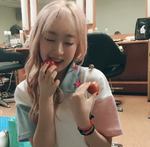 [잡담] 아이돌 중 우리애같은 취미는 둘은 없을거라 자부해요 (ㅎㅇㅈㅇ) | 인스티즈