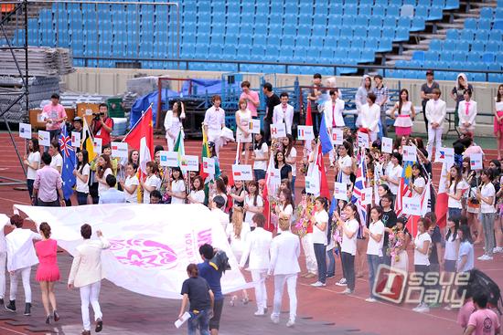 [잡담] 아니 지금 그래서 그 한참 전에 하던 스엠국 확장판을 한다는겨…? | 인스티즈