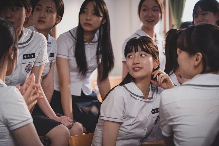 [잡담] 수지 말간얼굴 배우로서 진짜 장점인듯 | 인스티즈