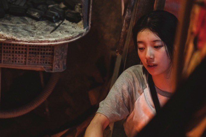 [잡담] 수지 말간얼굴 배우로서 진짜 장점인듯 | 인스티즈