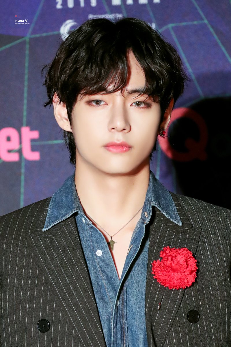 [잡담] 뷔 이 착장들 셀린느였다는데 | 인스티즈