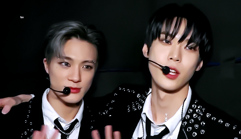 [잡담] 도영이가 좋아하는 멤버로 본인 언급 안하니까 제노 표정봐 ㅋㅋㅋㅋㅋㅋㅋㅋ | 인스티즈