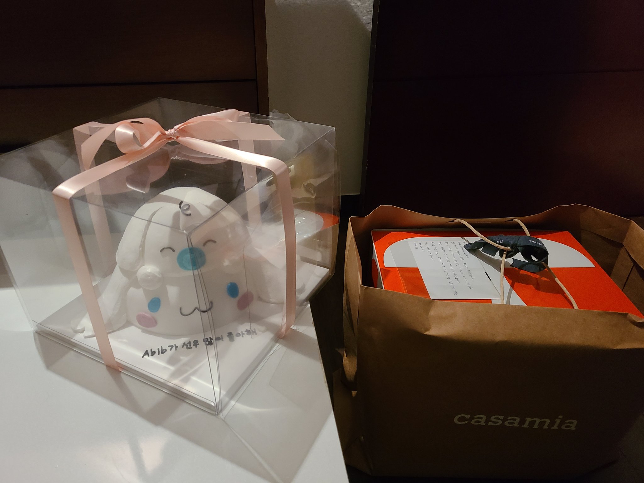 [잡담] 아비브에서 엔하이픈 선우 생일 케이크 챙겨준거 개귀엽다 ㅜㅜㅋㅋㅋㅋㅋㅋ | 인스티즈