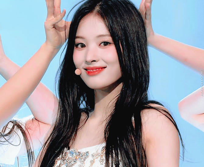 [잡담] 엔믹스 설윤 지니 얼굴합 gif | 인스티즈