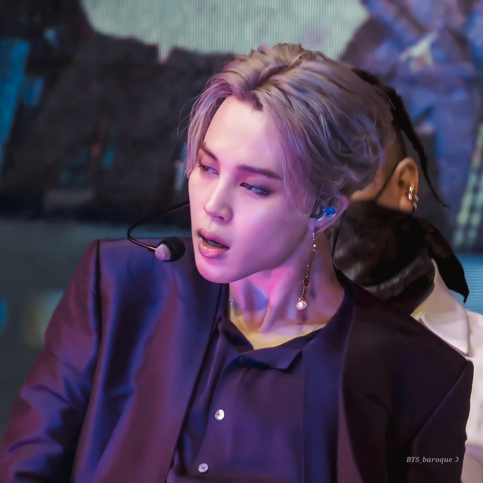 [잡담] 내 기준 실제랑 무대랑 갭 차이 오지는 아이돌 | 인스티즈