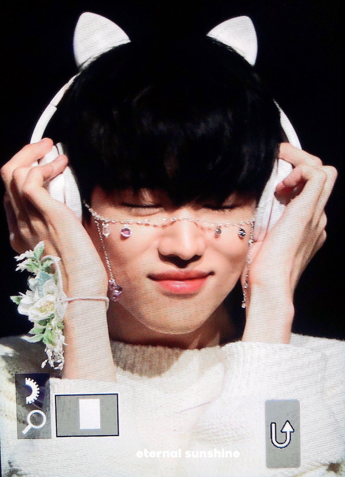 [잡담] 오늘 재찬이 개귀여웠는데 볼사람 | 인스티즈