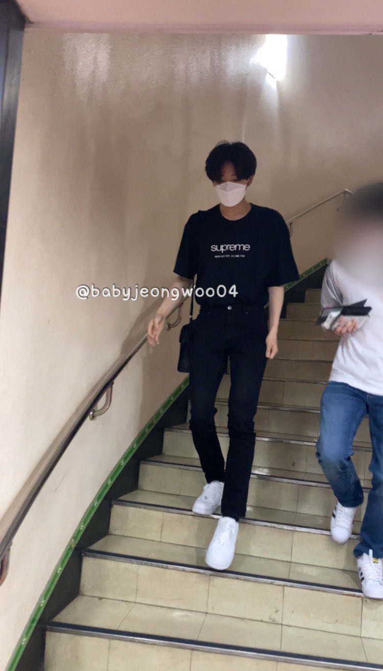 [잡담] 자기 스스로 피셜 패션에 눈 뜨셨다는 분 근황 | 인스티즈