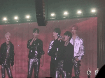 [잡담] 세븐틴 콘서트에서 소리질러!! 외치라고 멤버들이 시키는 부분 있었는데 | 인스티즈