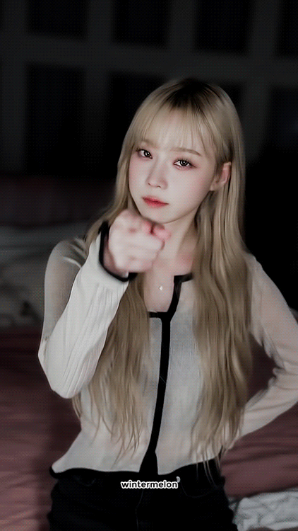 [잡담] 윈터 이 옷 정보아는사람 | 인스티즈