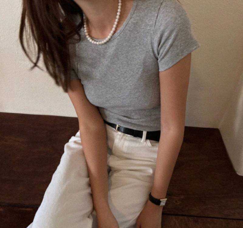 이 티셔츠 직장에 입고 가도 될까? | 인스티즈