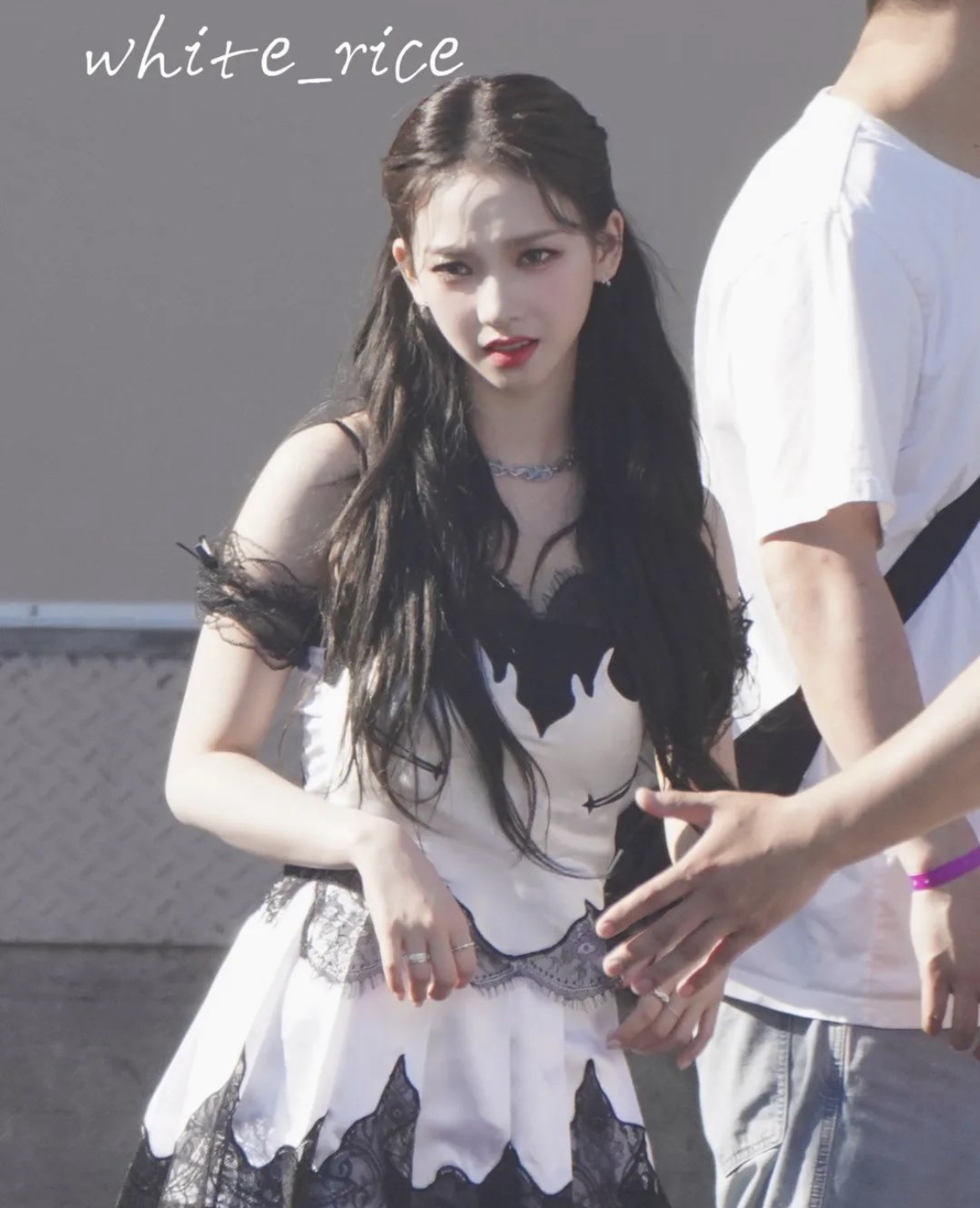 [잡담] 카리나 실물짤 개미쳤네 ㅋㅋㅋㅋㅋㅋㅋㅋㅋㅋㅋㅋ | 인스티즈