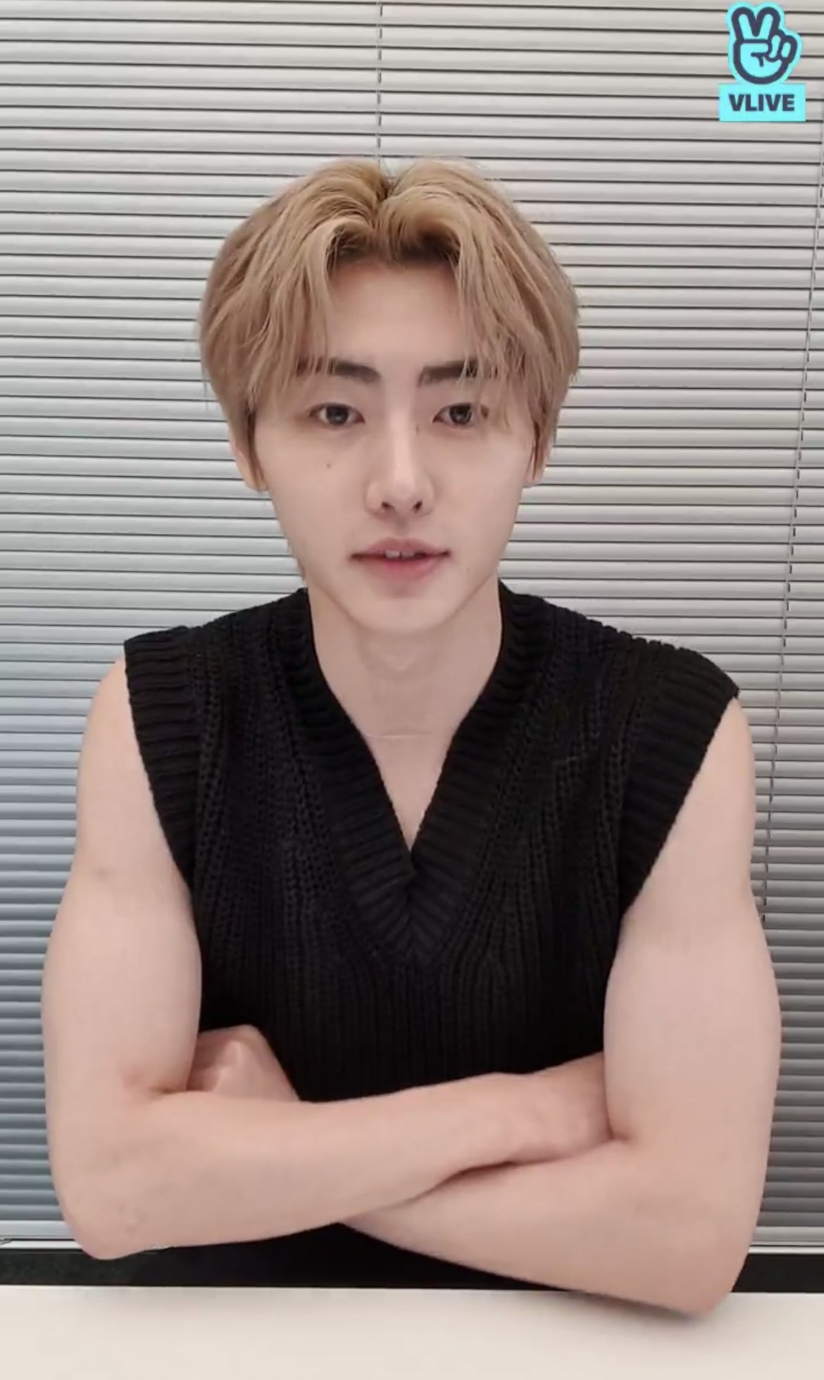 [OnAir] 엔하이픈 브이앱 켰다가 비명지름 | 인스티즈