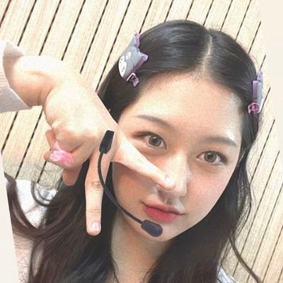 [잡담] 혹시 이 여성분 이름 아는사람 ㅠ | 인스티즈