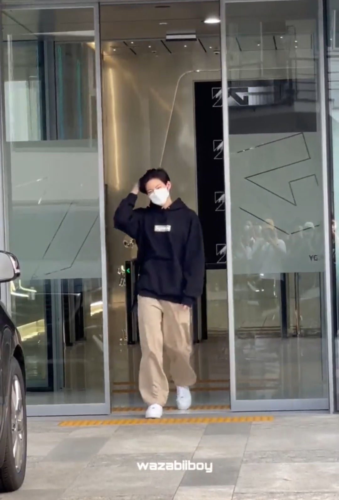 [잡담] 자기 스스로 피셜 패션에 눈 뜨셨다는 분 근황 | 인스티즈