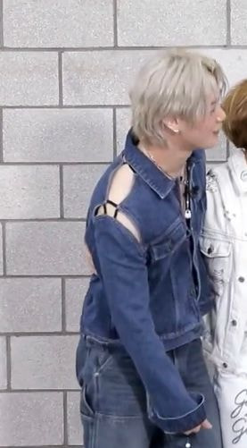 [잡담] 피부가 이정도로 핑크톤인 사람 처음봐 | 인스티즈