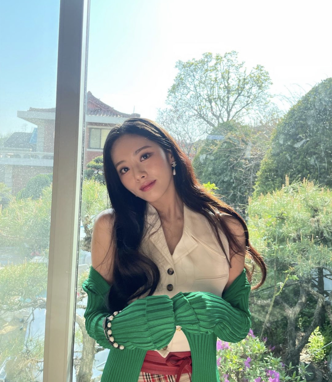 [잡담] 프로미스나인 지원 진짜 한지민 닮았다 | 인스티즈