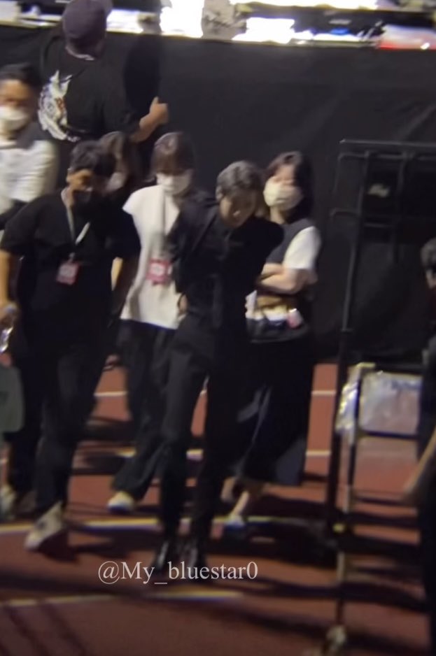 [잡담] 도영 허리 개.신기해 | 인스티즈